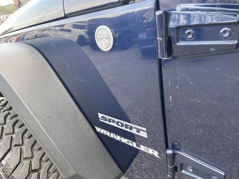 Used 2013 Jeep Wrangler Sport image 17
