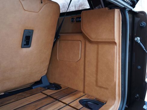 Used 2025 Ford Bronco Badlands image 74