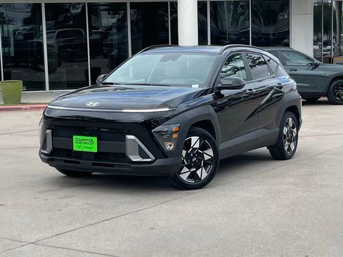 Used 2025 Hyundai Kona SEL FWD image 9