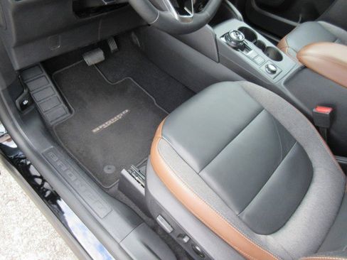 Used 2023 Ford Bronco Sport Outer Banks w/ Tech Package image 14