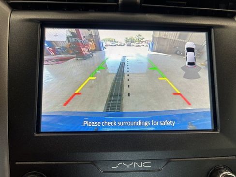 Used 2020 Ford Fusion SE image 29