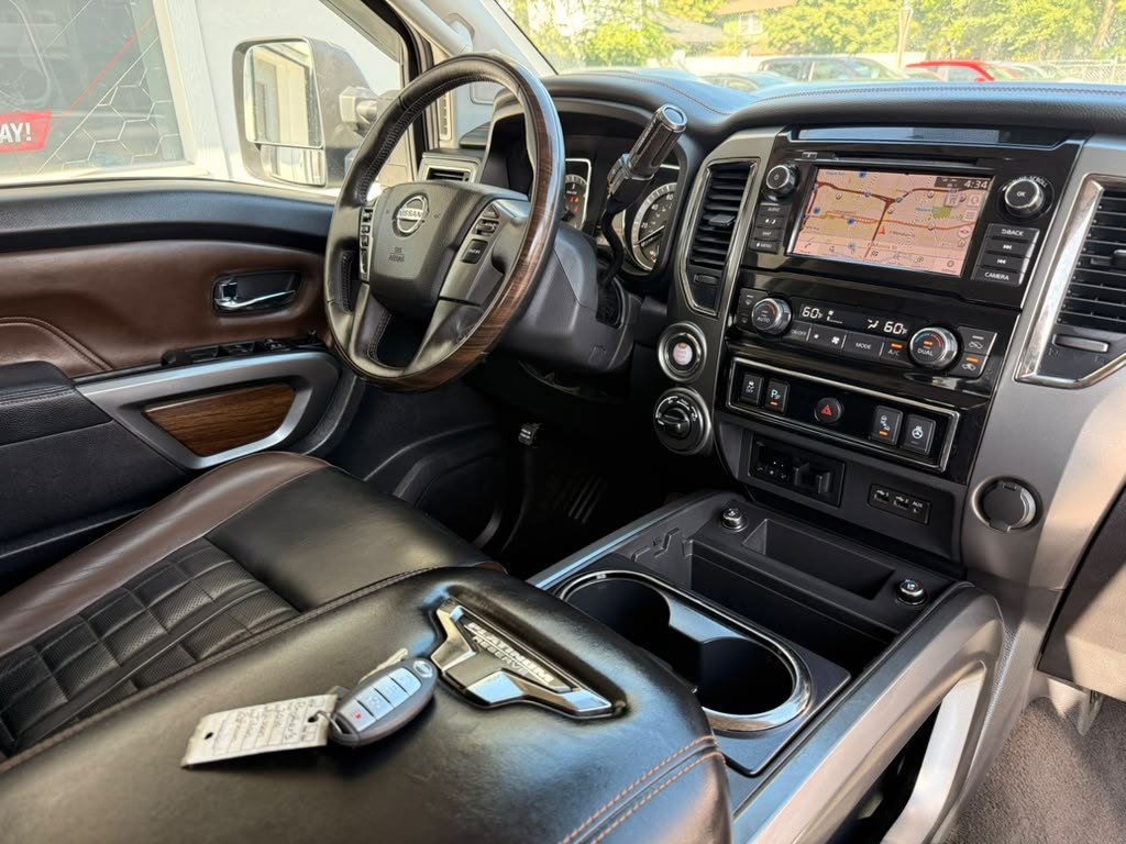 Used 2019 Nissan Titan Platinum Reserve w/ Platinum Utility Package AWD/4WD image 34