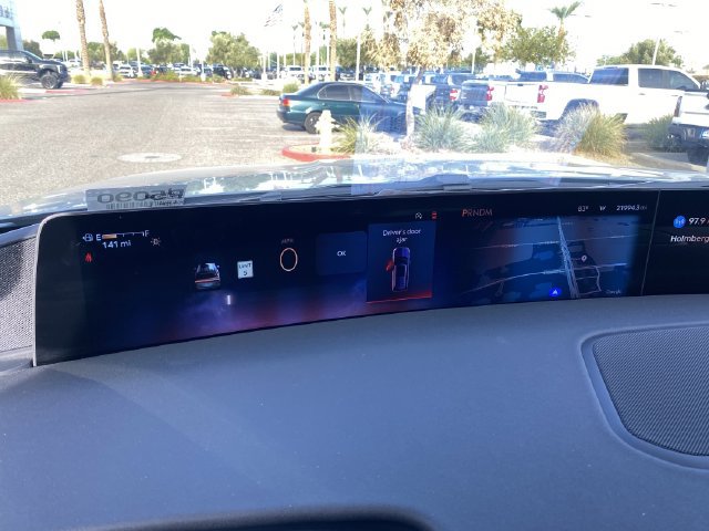 Used 2025 Lincoln Navigator L Reserve AWD/4WD image 33