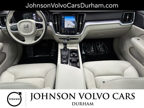 Used 2020 Volvo V60 T5 Momentum w/ Protection Package Premier image 7
