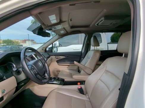Used 2016 Honda Pilot Elite image 6