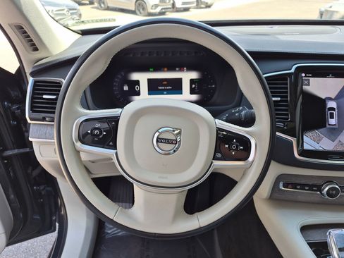 Used 2023 Volvo XC90 T8 Ultimate AWD/4WD image 16