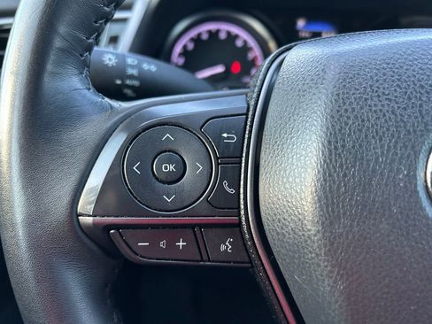 Used 2024 Toyota Camry SE image 19