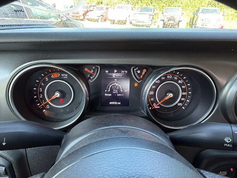 Used 2023 Jeep Wrangler Unlimited Sport AWD/4WD image 29