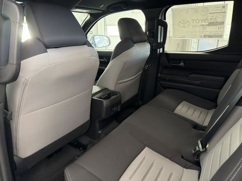 New 2025 Toyota Tacoma TRD Off-Road AWD/4WD image 28