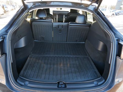 Used 2021 Tesla Model Y Long Range image 18