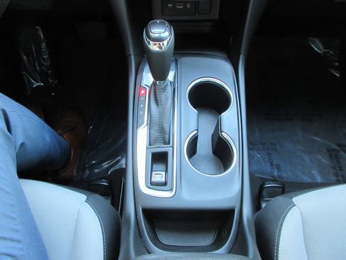 Used 2021 Chevrolet Equinox LS w/ LPO, Floor Liner Package FWD image 42