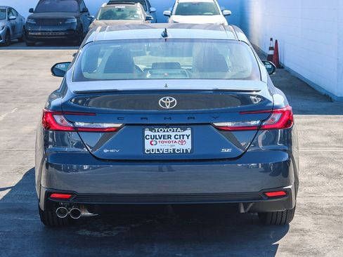 New 2026 Toyota Camry SE FWD image 8