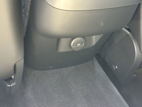 New 2026 Volvo XC60 B5 Plus w/ Protection Package Premier image 14