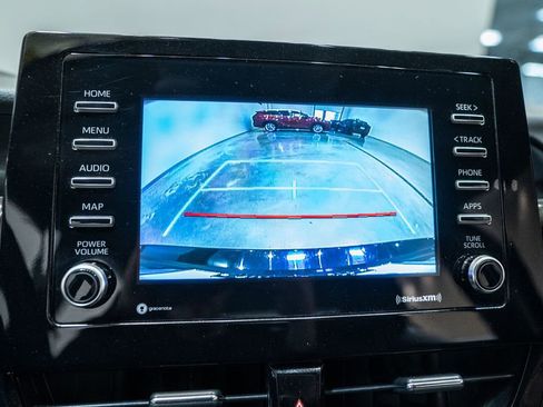 Used 2022 Toyota Camry SE image 29