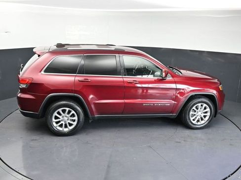 Used 2021 Jeep Grand Cherokee Laredo RWD image 30