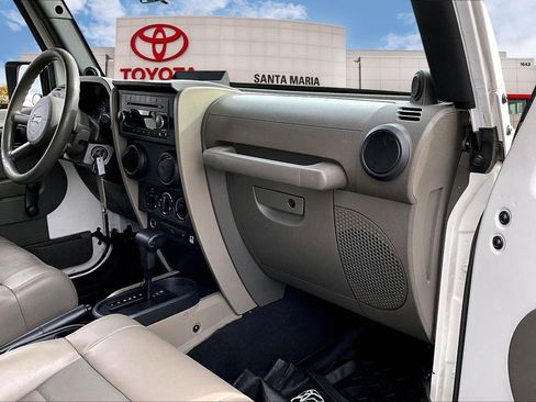 Used 2008 Jeep Wrangler X image 16