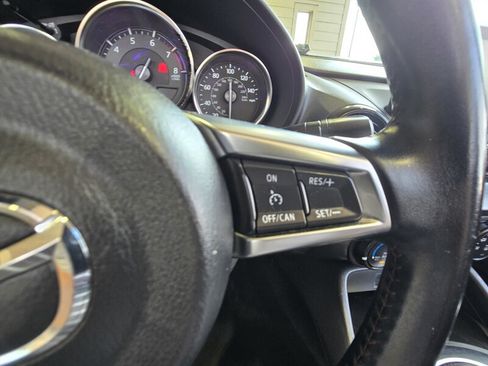 Used 2016 MAZDA MX-5 Miata Club RWD image 14
