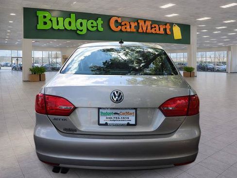 Used 2014 Volkswagen Jetta SE FWD image 6