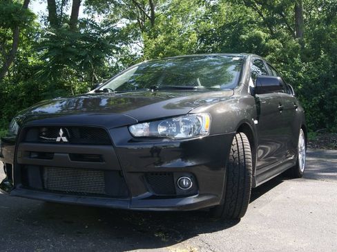 Used 2014 Mitsubishi Lancer Evolution GSR AWD/4WD image 2
