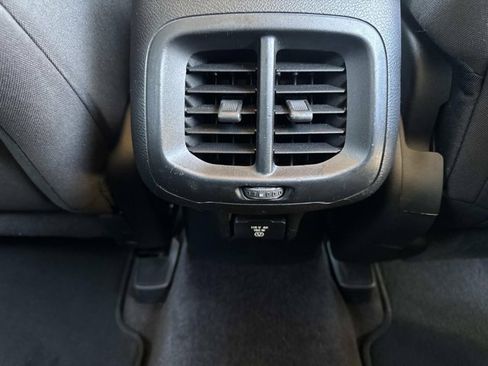 Used 2016 Jeep Cherokee Latitude w/ Safety/Convenience Group image 21