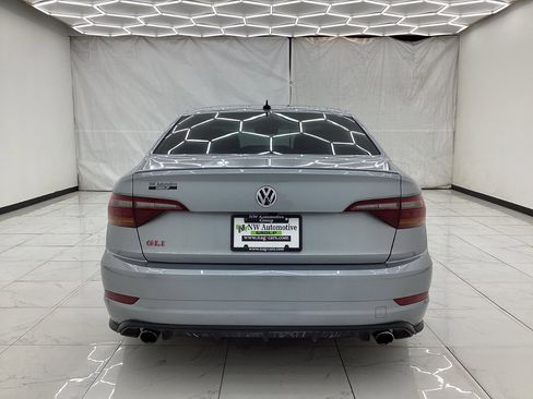 Used 2019 Volkswagen Jetta GLI image 10