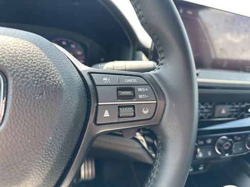 Used 2025 Honda Accord Sport image 20