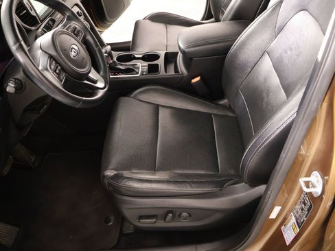 Used 2017 Kia Sportage EX w/ EX Technology Package AWD/4WD image 12
