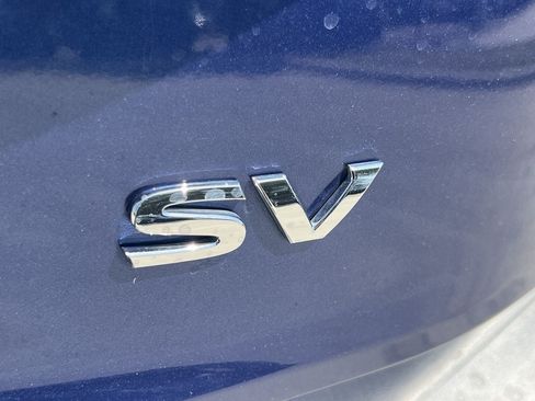 Used 2023 Nissan Rogue SV FWD image 5
