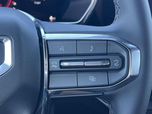 New 2026 GMC Canyon Elevation image 14