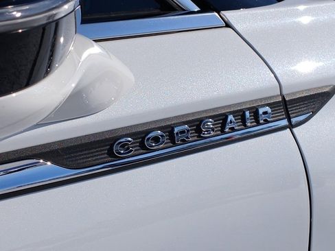 Used 2022 Lincoln Corsair Reserve w/ Equipment Group 201A image 28