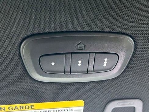 Used 2023 Jeep Grand Cherokee Limited AWD/4WD image 43