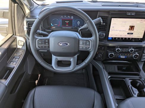 New 2026 Ford F250 Lariat w/ Black Appearance Package AWD/4WD image 17