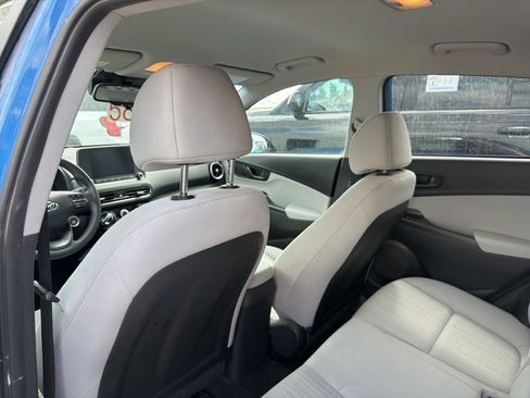 Used 2022 Hyundai Kona SEL FWD image 7