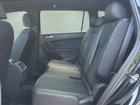 Used 2022 Volkswagen Tiguan SE R-Line FWD image 17