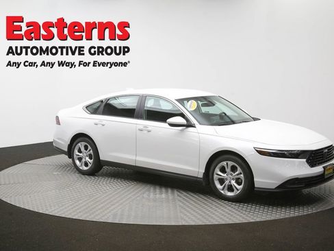 Used 2025 Honda Accord LX image 49