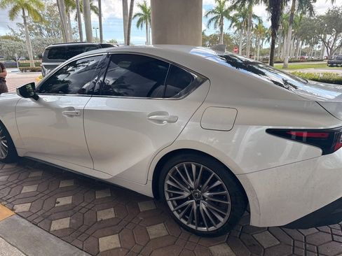Used 2023 Lexus IS 300 IS 300 w/ Premium Package image 9