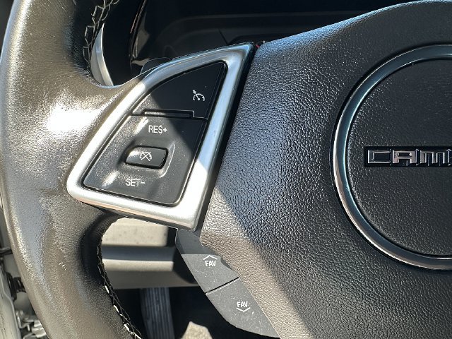 Used 2018 Chevrolet Camaro LT RWD image 16