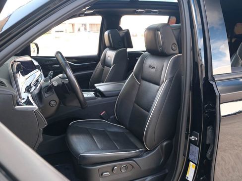 Used 2021 Cadillac Escalade ESV Sport w/ Driver Assist Tech Package image 21