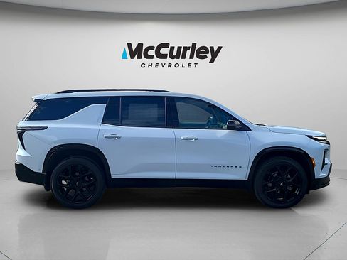 Used 2026 Chevrolet Traverse RS AWD/4WD image 8