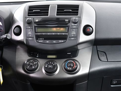 Used 2009 Toyota RAV4 Sport image 9