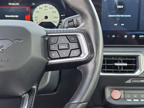 Used 2025 Ford Mustang GT Premium RWD image 27