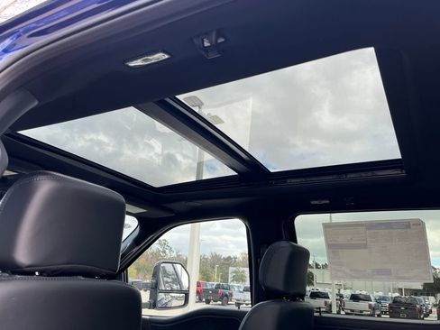 New 2026 Ford F250 Platinum w/ Tremor Off-Road Package AWD/4WD image 8