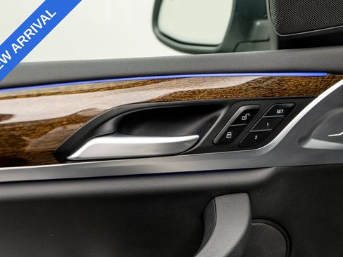 Used 2022 BMW X3 xDrive30i AWD/4WD image 19
