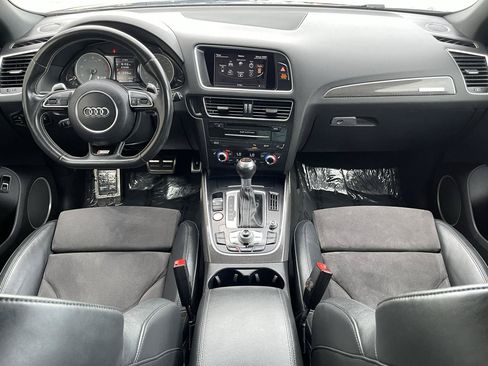 Used 2015 Audi SQ5 Premium Plus w/ Technology Package AWD/4WD image 10