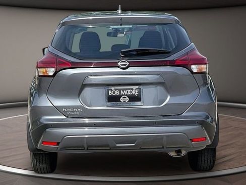 Certified 2025 Nissan Kicks Play S FWD image 4