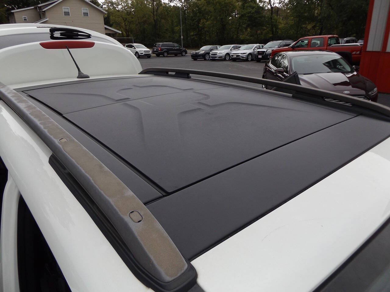 Used 2016 Jeep Renegade 75th Anniversary FWD image 25