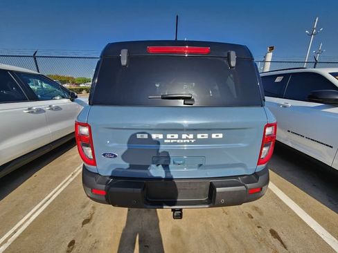 Used 2025 Ford Bronco Sport Badlands AWD/4WD image 5