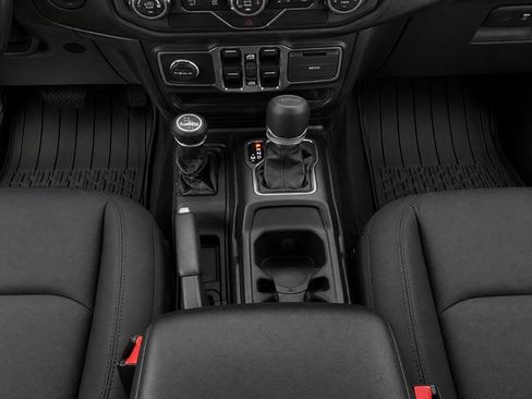 Used 2021 Jeep Gladiator Sport AWD/4WD image 17