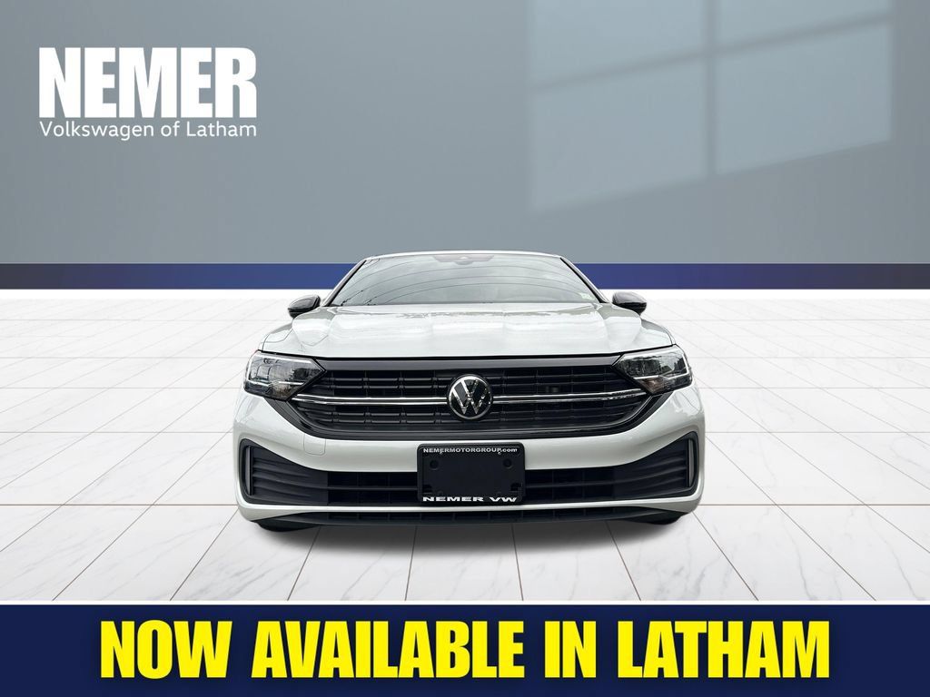 Used 2024 Volkswagen Jetta Sport FWD image 6