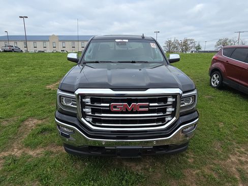 Used 2017 GMC Sierra 1500 SLT image 2